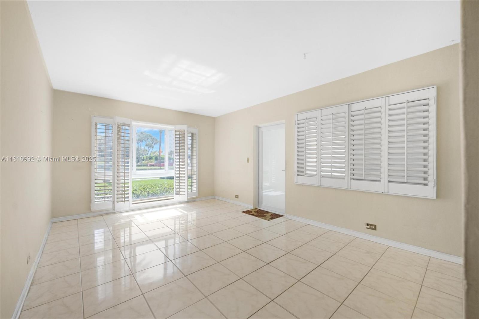 9920 Collins Ave 2