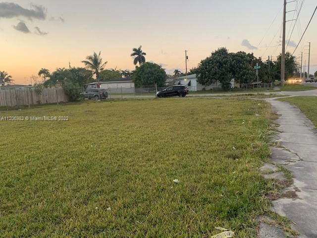 REPLAT OF PORTION OF FLOR - Land