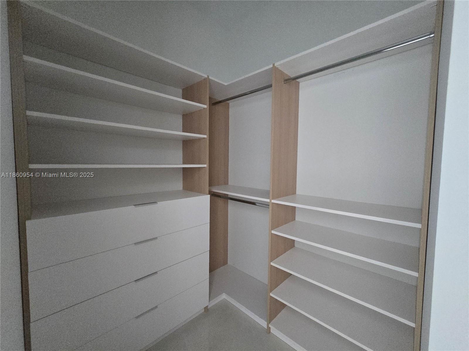 MAGNOLIA ESTATE - Residential