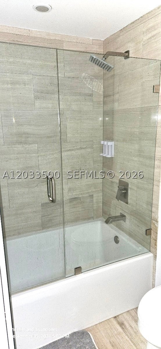 1300 Brickell Bay Dr 2112