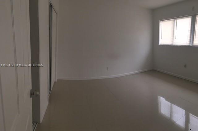 BISCAYNE BCH SUB - Residential Lease