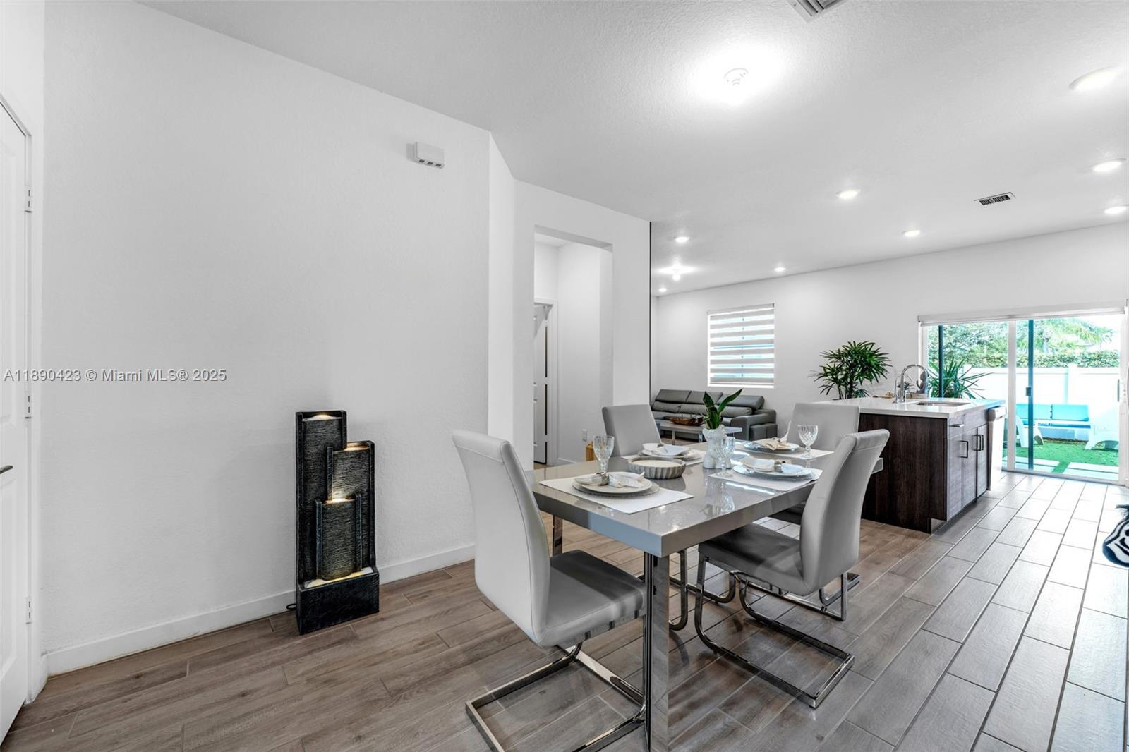 CEDAR AT KEYS GATE - Residential