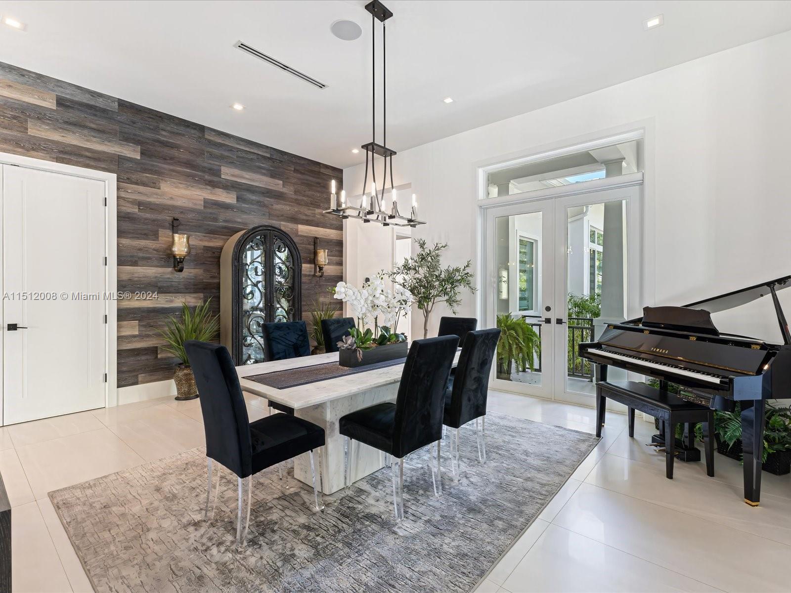 SUNILAND ESTATES - Residential