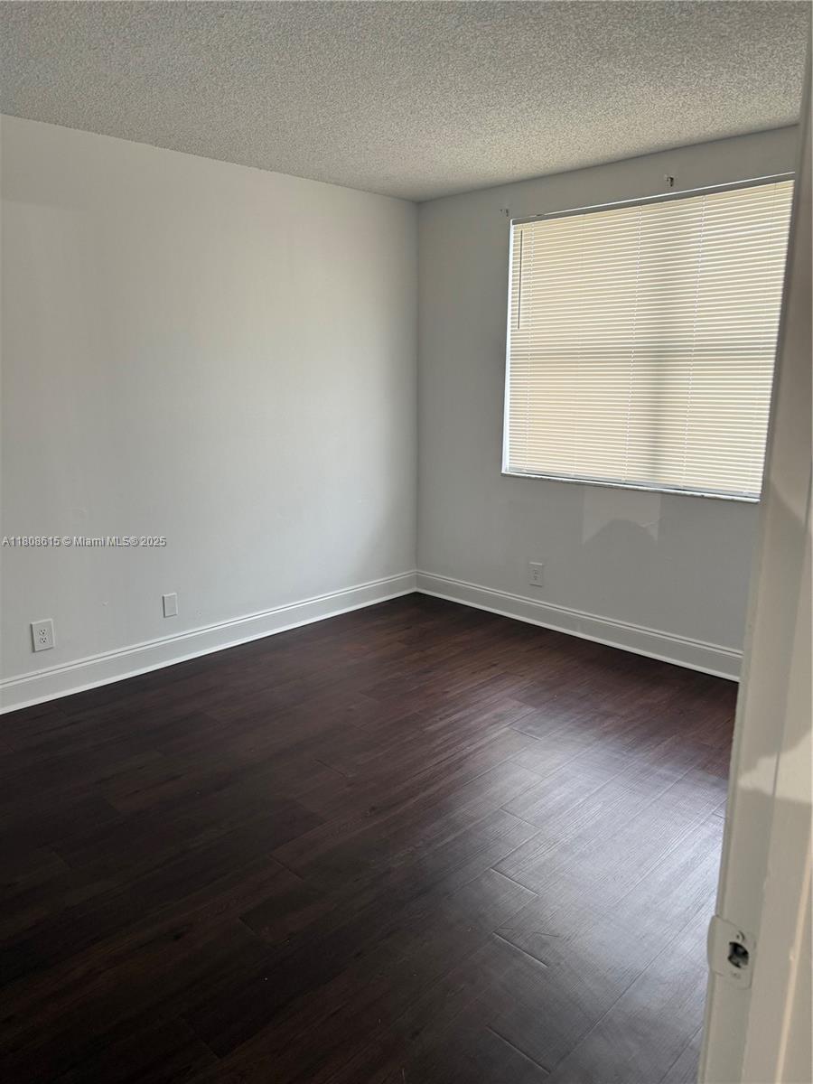 CLEAR LAKE CLUB CONDO - Residential Lease