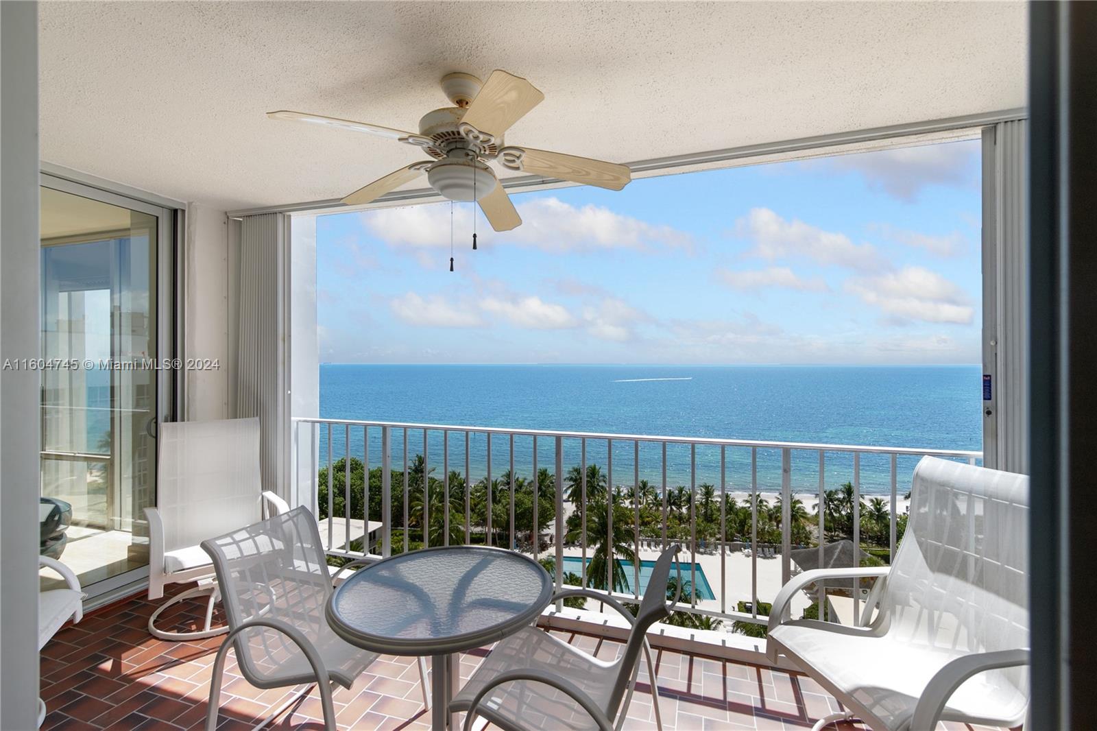 881 Ocean Dr 11C, Key Biscayne, Miami-Dade County, Florida - 2 Bedrooms  
2 Bathrooms - 