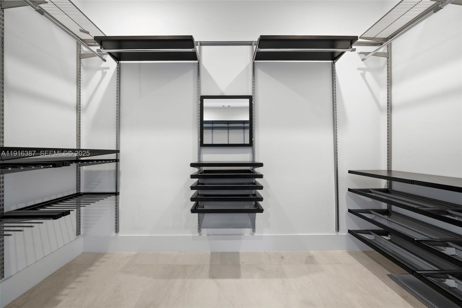 BRICKELL FLAGLER - Residential