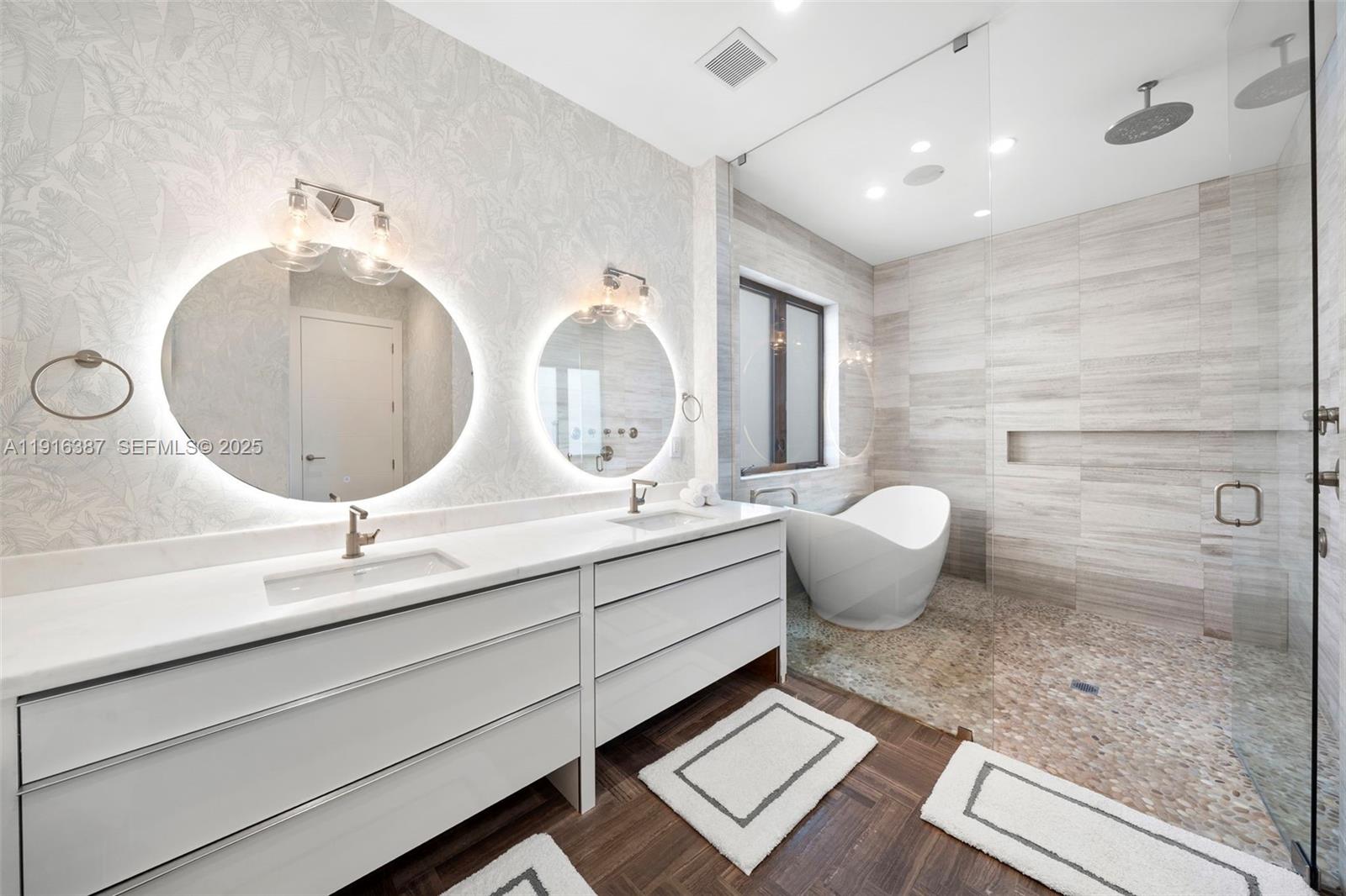 BRICKELL FLAGLER - Residential