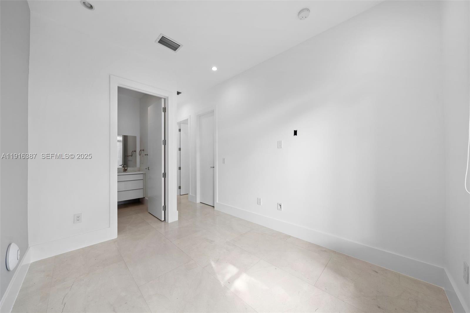 BRICKELL FLAGLER - Residential