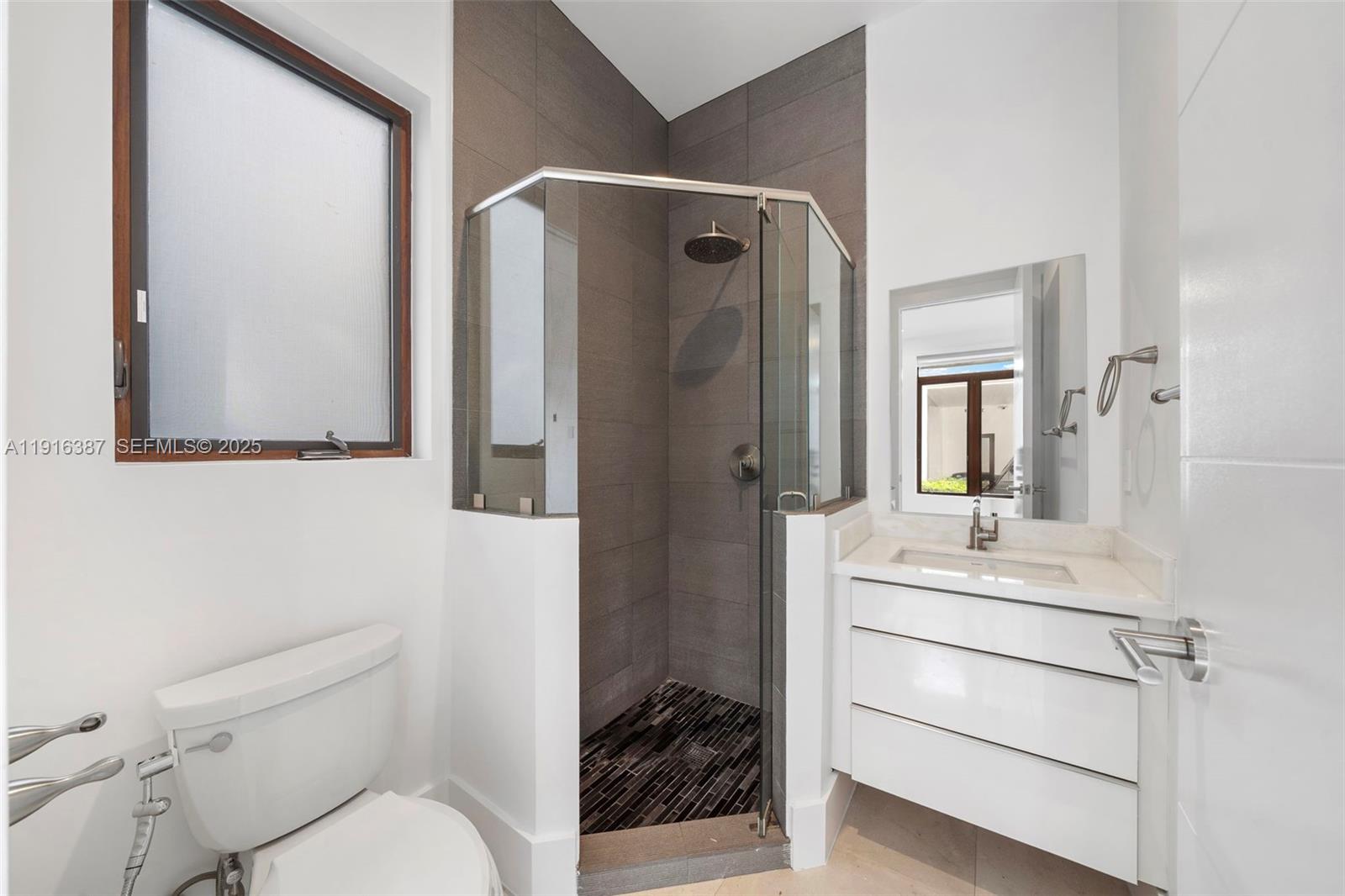 BRICKELL FLAGLER - Residential