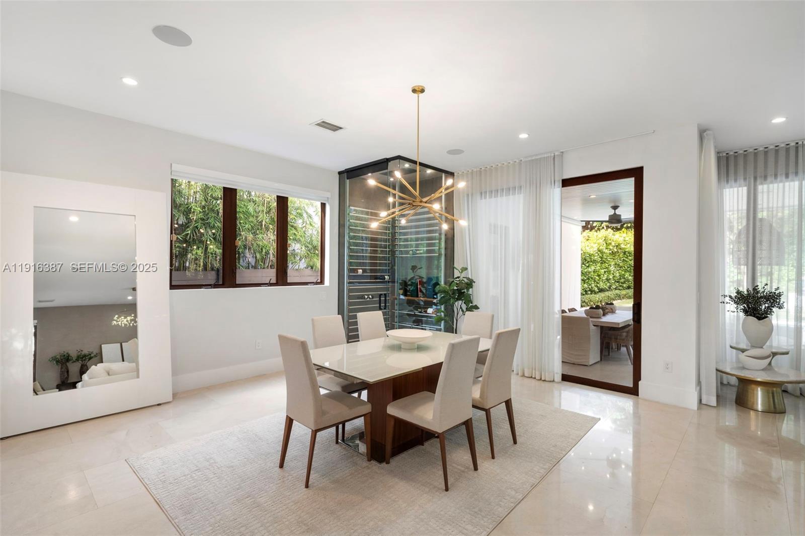 BRICKELL FLAGLER - Residential