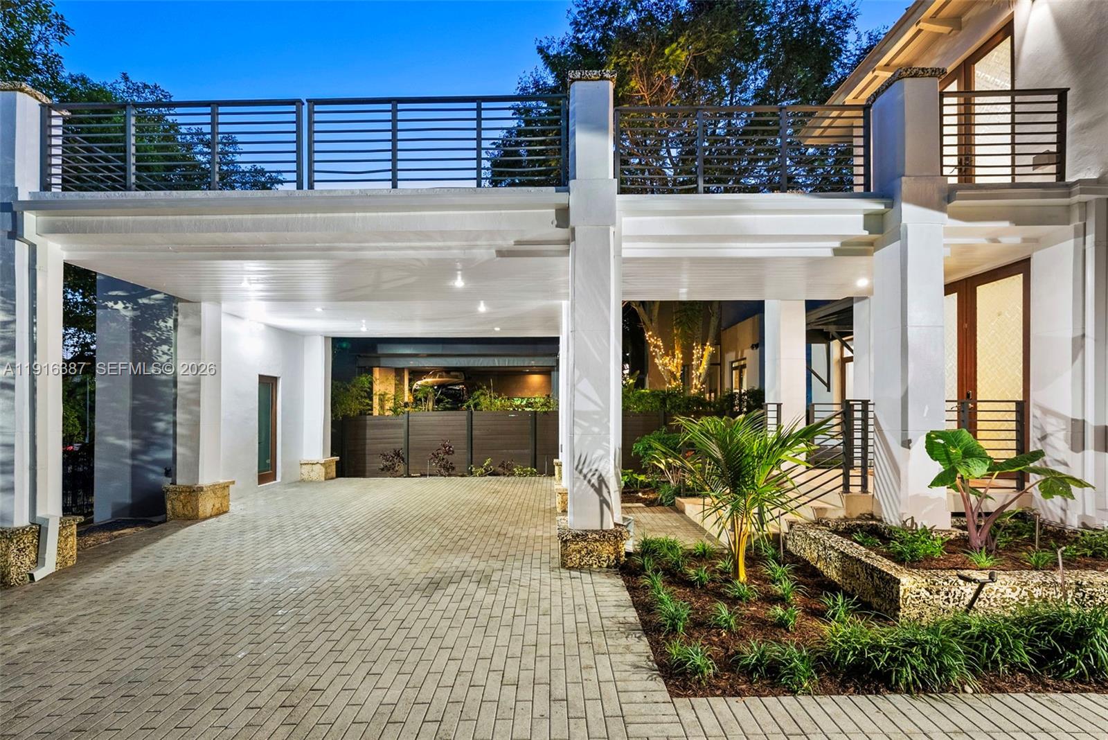 BRICKELL FLAGLER - Residential