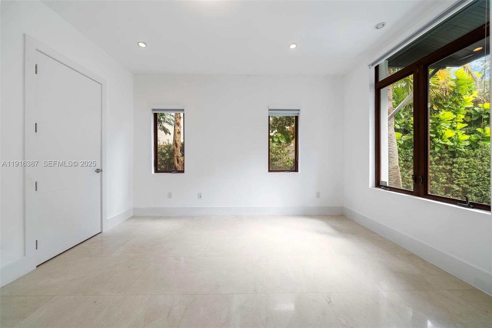 BRICKELL FLAGLER - Residential