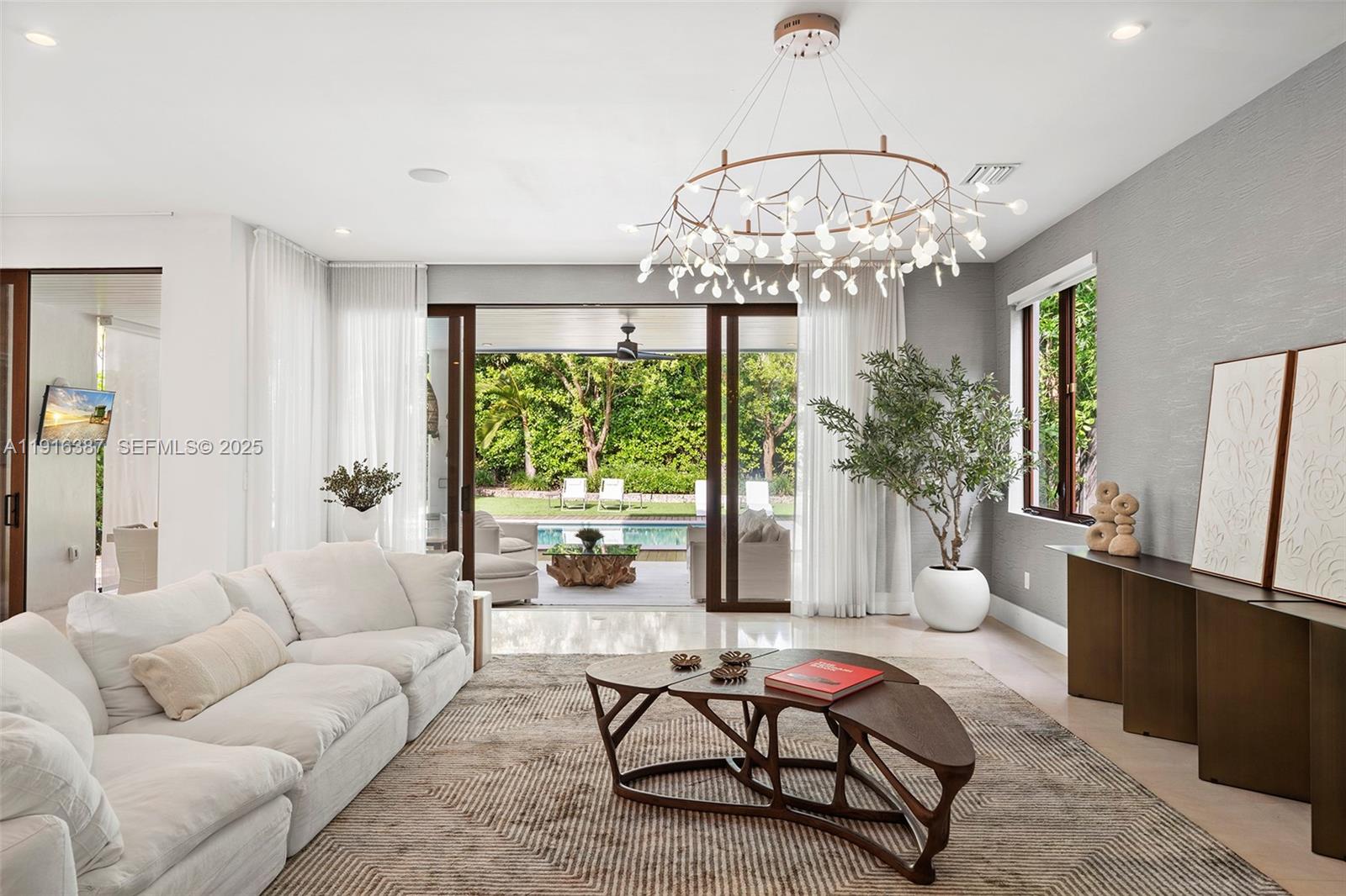 BRICKELL FLAGLER - Residential