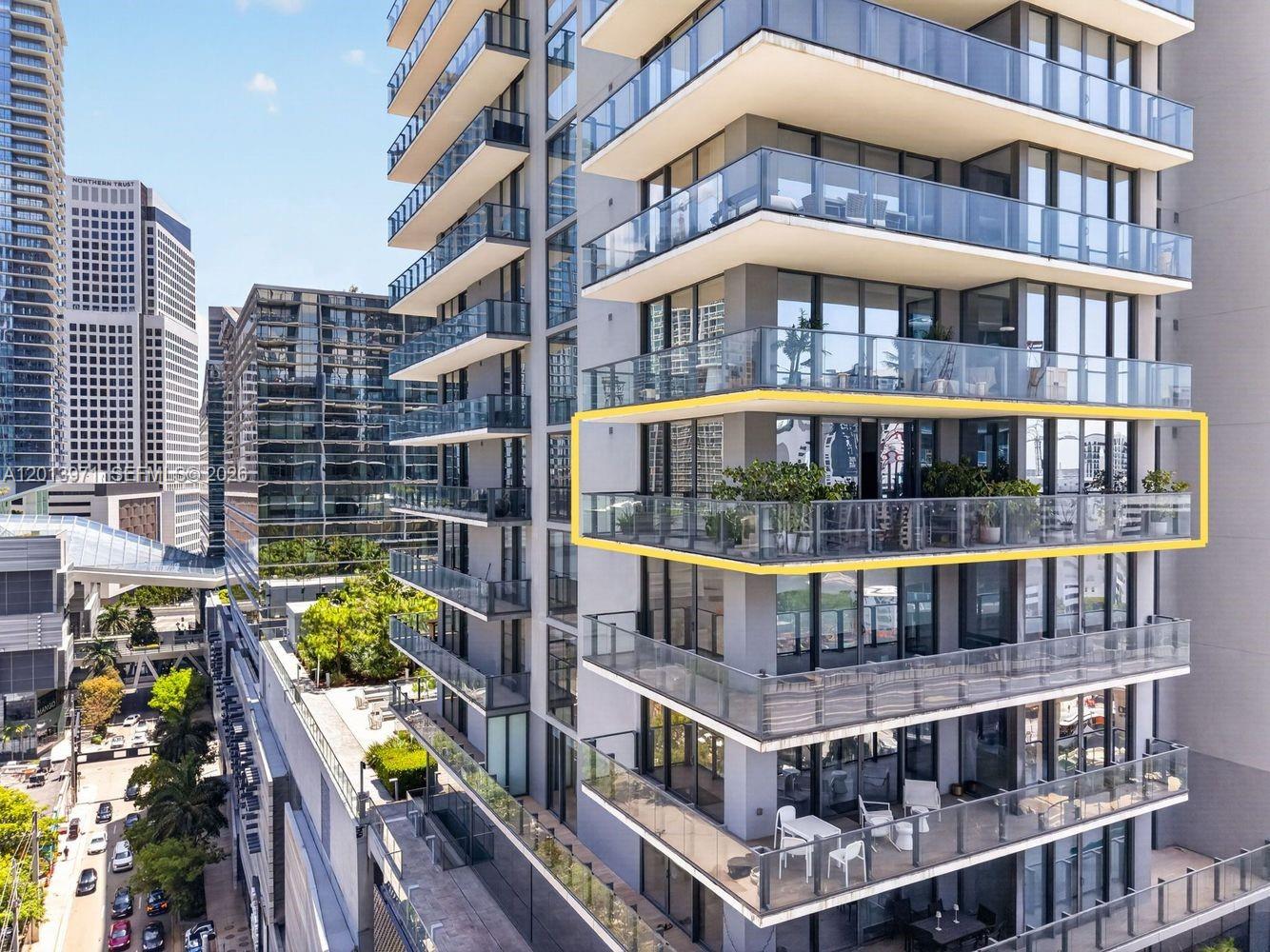 RISE CONDO - Residential