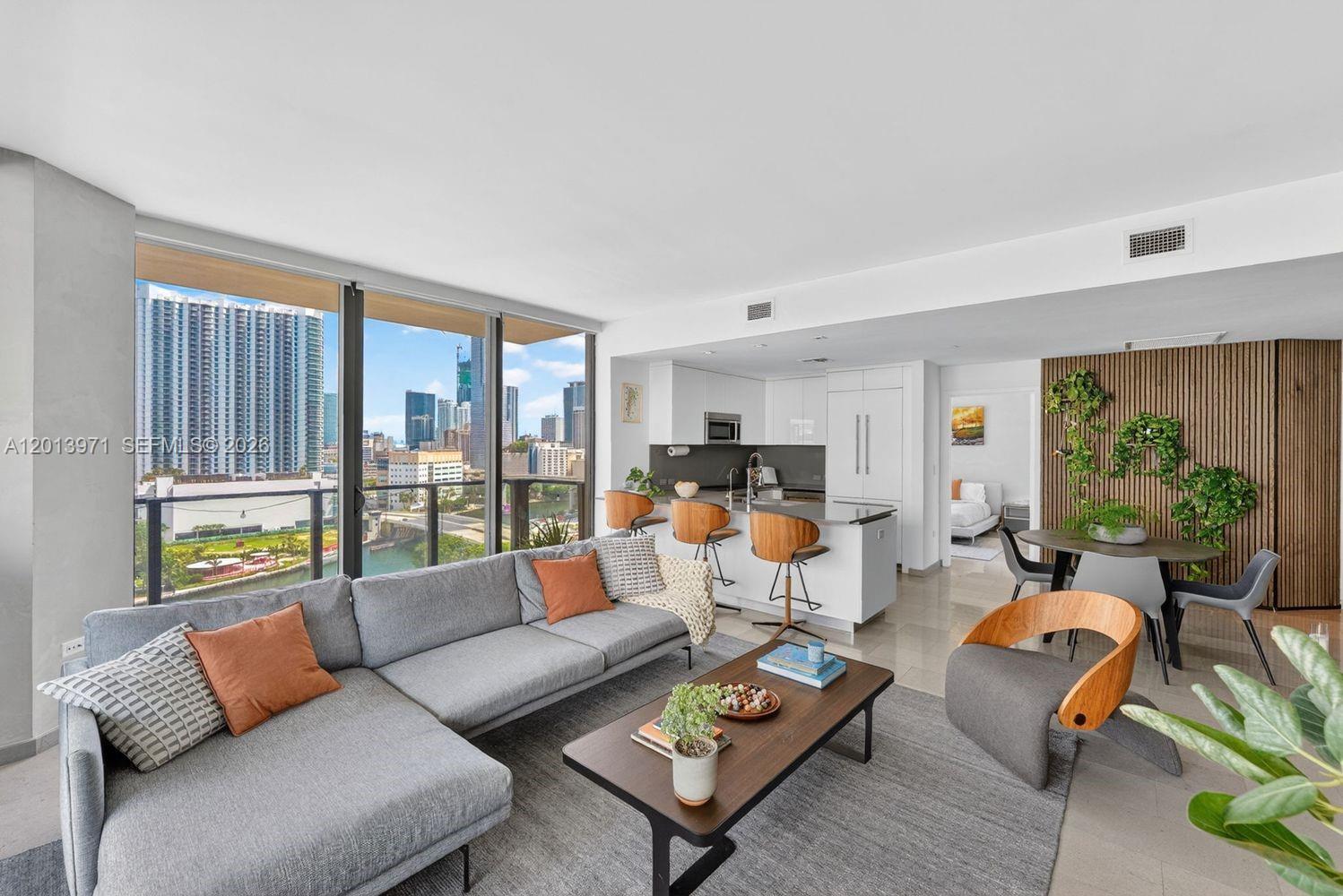 RISE CONDO - Residential
