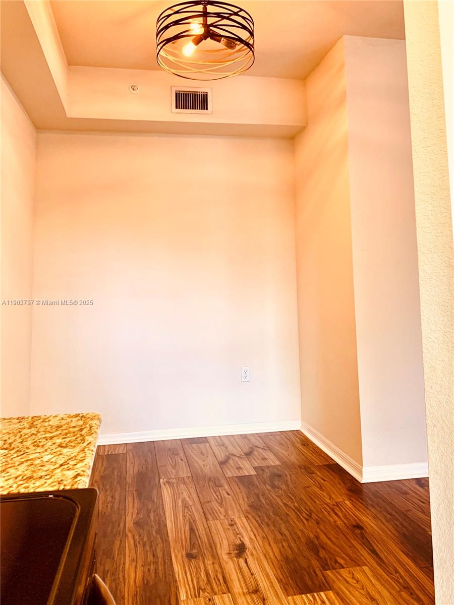 RESIDENCES AT LEGACY PLAC - Residential Lease