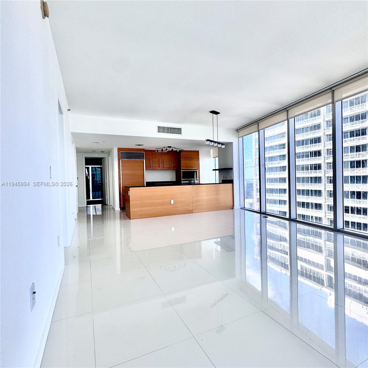 ICONBRICKELL CONDO NO 1 - Residential Lease