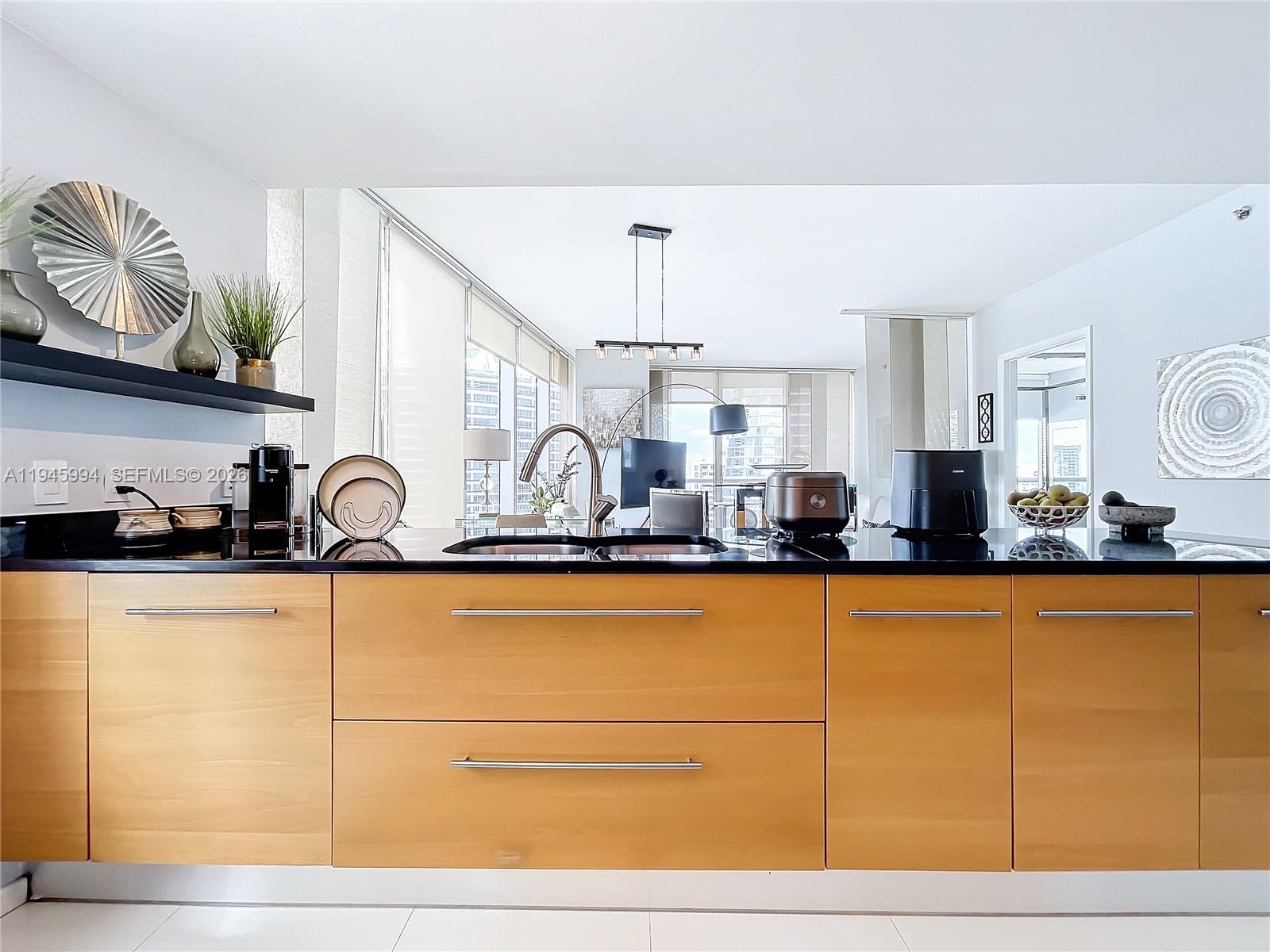 475 Brickell Ave 4415