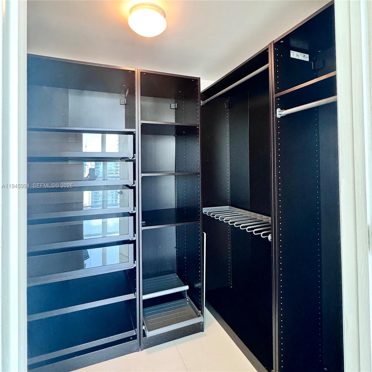 ICONBRICKELL CONDO NO 1 - Residential Lease