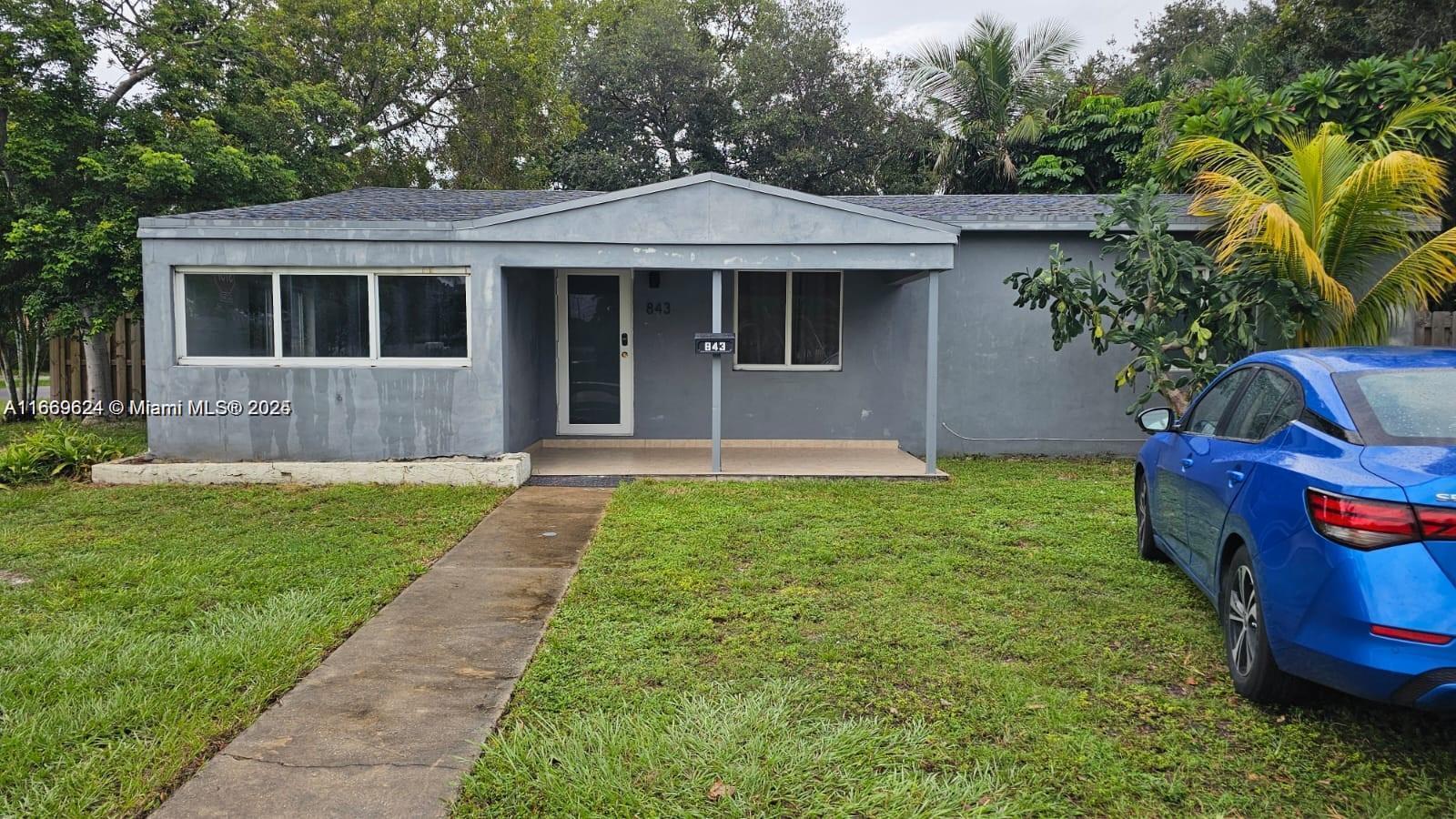 This charming single family property is perfectly located in Fort Lauderdale!, offering close proximity to beaches, shopping and much more. You will enjoy a relaxed lifestyle. This charming home, HAS bright and inviting spaces that welcome you with warmth. The design offers ample space for comfortable living and entertaining. In Fort Lauderdale awaits you with a variety of shopping, dining and entertainment options just minutes away. Don't miss this opportunity to LIVE in aFort Lauderdale. Contact me today to schedule a tour of your future rental home. Let's make your rental dreams a reality!
