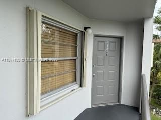 Welcome to the safe and beautiful Century Village where there is 24 hour security,on site amenities such as tennis,pickle ball,swimming pools and much more.
Surrounding this access wise is the I75,Publix which is 8 minutes away,and Pembroke Gardens where you can dine,shop,and much more.
Don't hesitate to check out this well placed corner unit 2/2 condo with tiled flooring and great privacy.