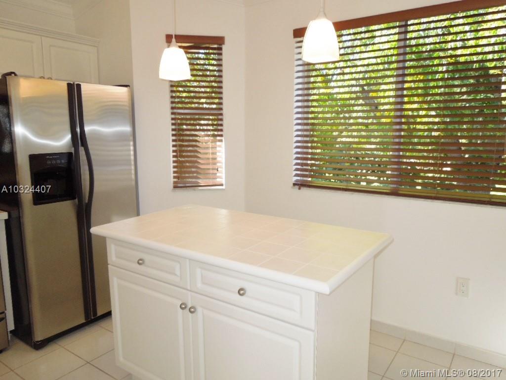 LAGO LINDO TOWNVILLAS CON - Residential Lease