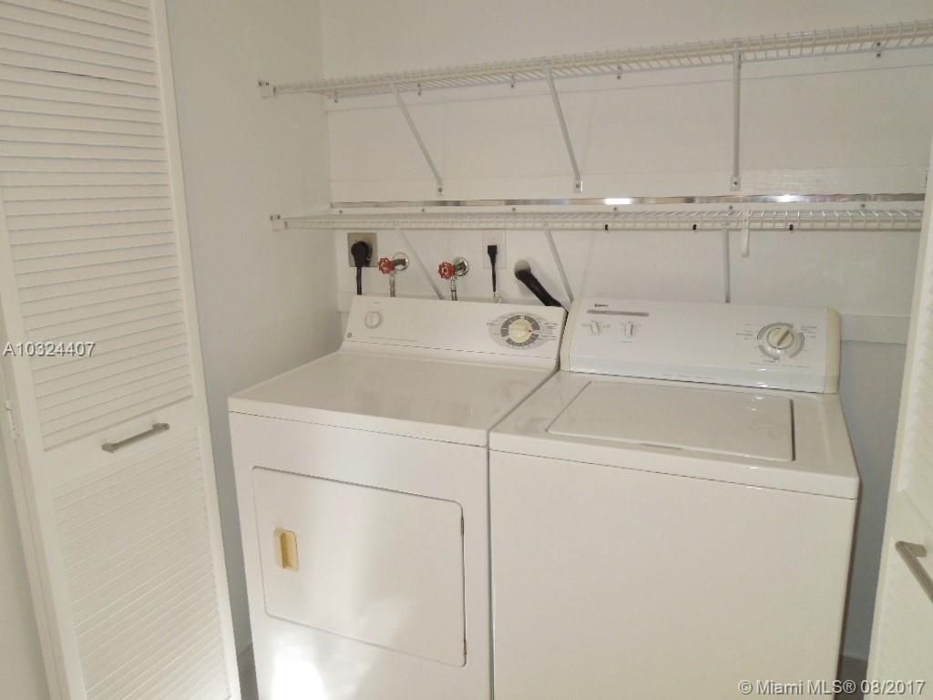 LAGO LINDO TOWNVILLAS CON - Residential Lease