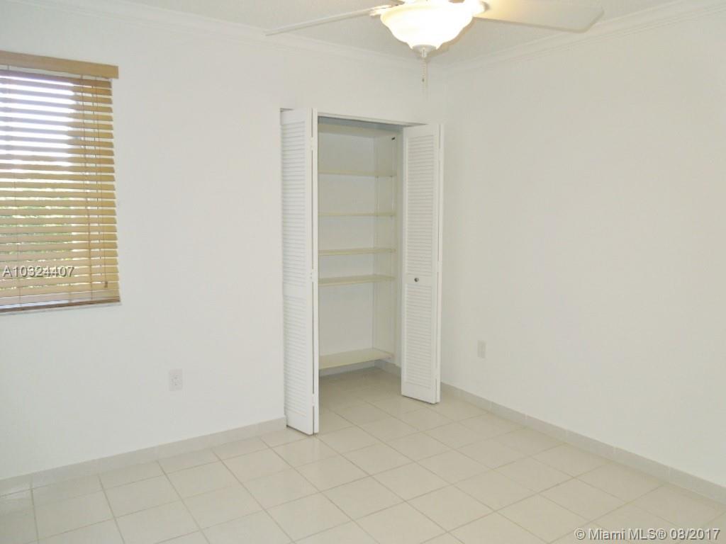 LAGO LINDO TOWNVILLAS CON - Residential Lease