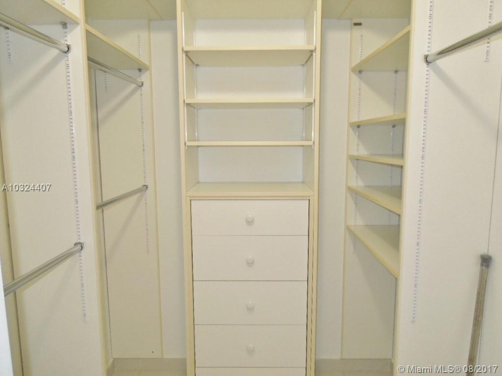 LAGO LINDO TOWNVILLAS CON - Residential Lease