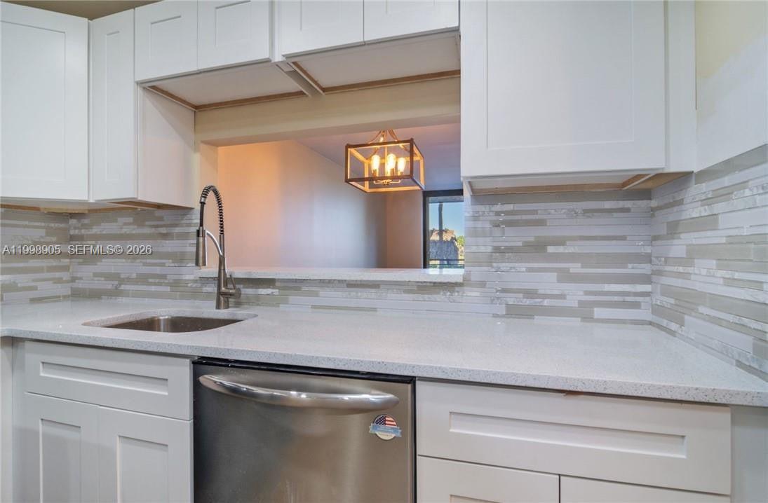 COLONY POINT 3 CONDO - Residential