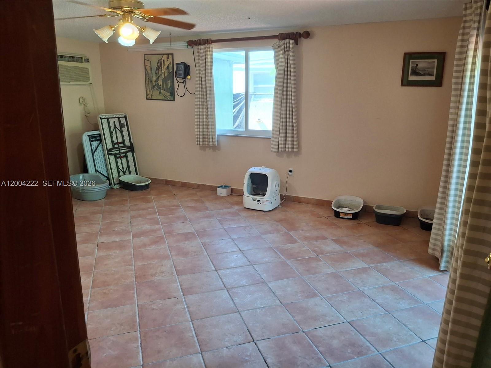 FLOYDS GROVES ESTATES - Residential