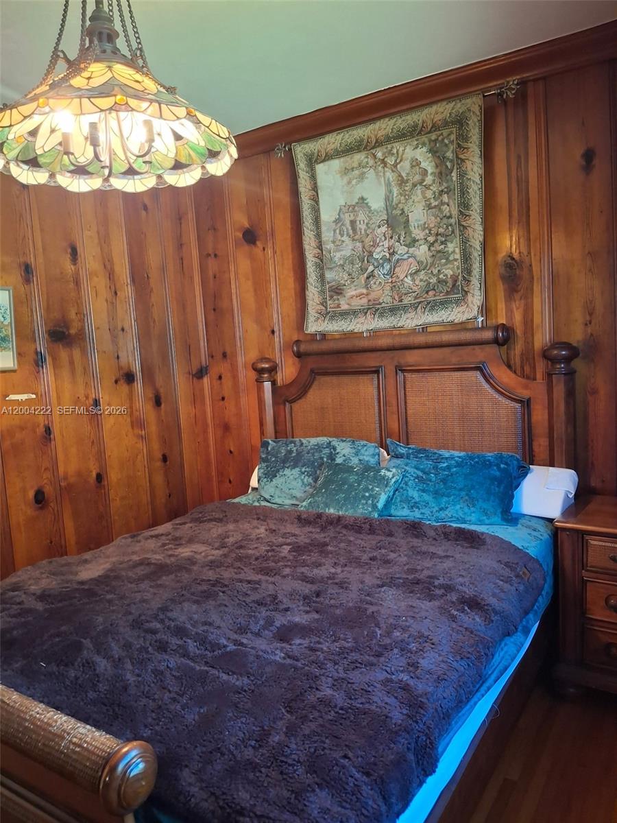 FLOYDS GROVES ESTATES - Residential