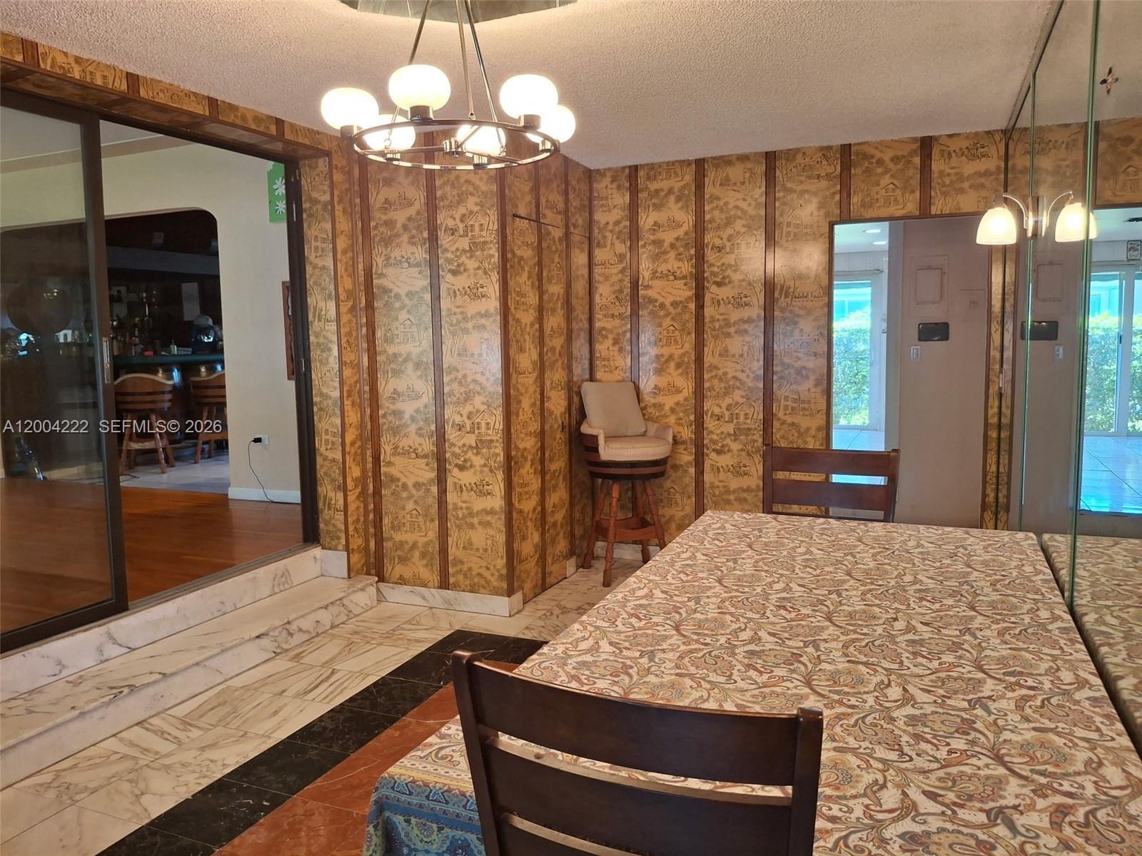 FLOYDS GROVES ESTATES - Residential