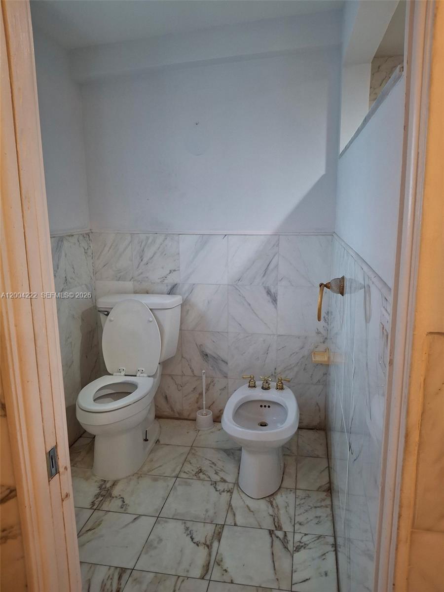 FLOYDS GROVES ESTATES - Residential