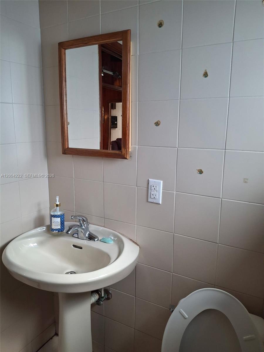 FLOYDS GROVES ESTATES - Residential