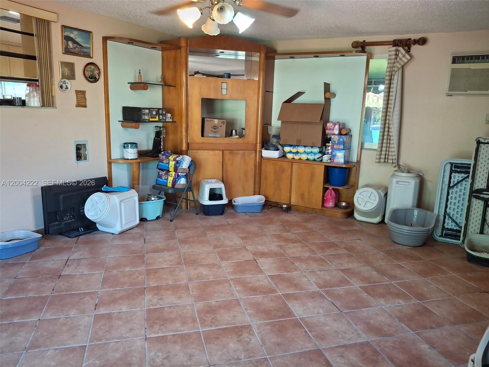 FLOYDS GROVES ESTATES - Residential