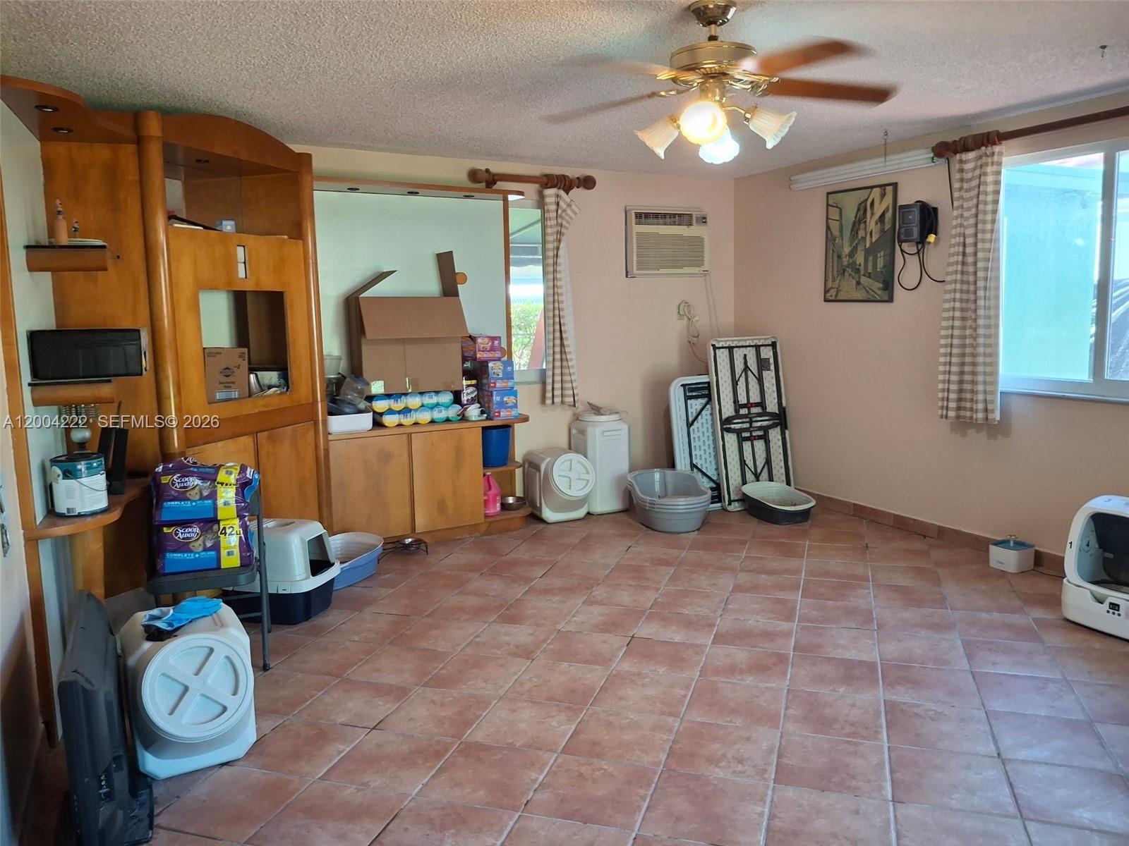 FLOYDS GROVES ESTATES - Residential