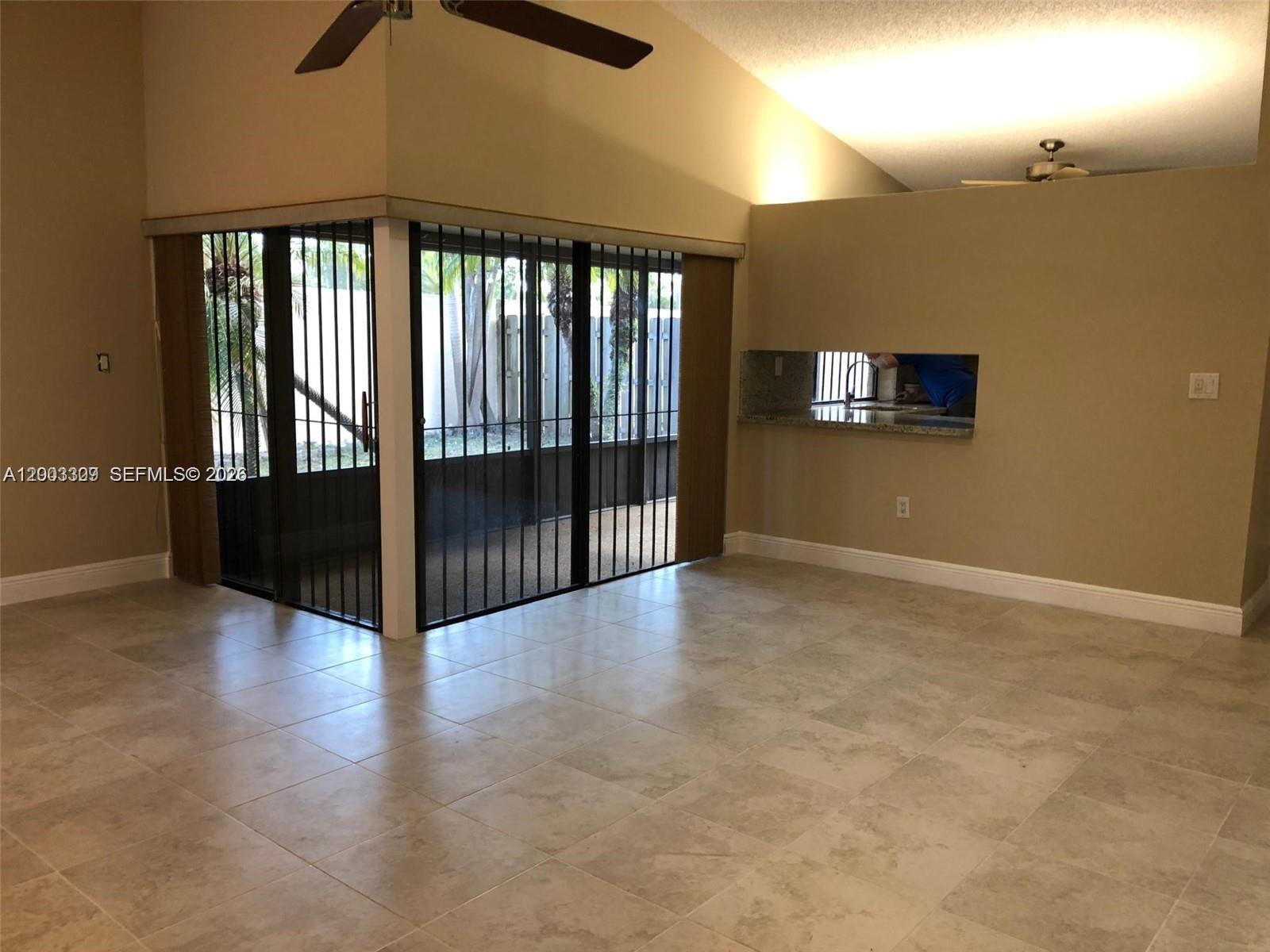 BRIAR LAKE - Residential Lease