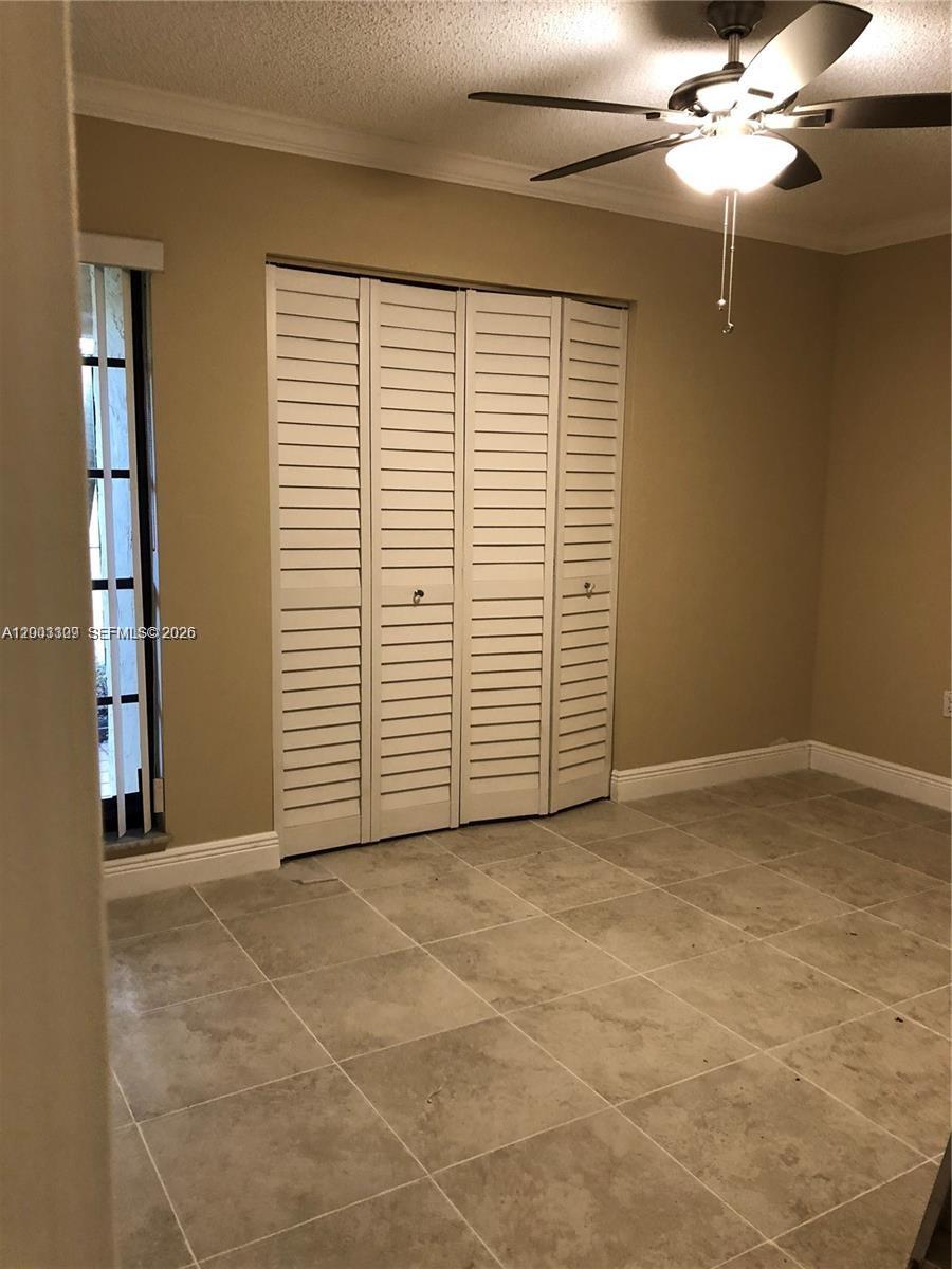 BRIAR LAKE - Residential Lease