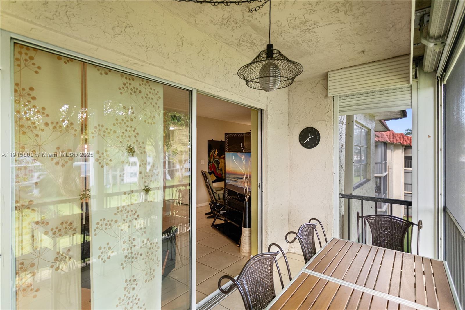 HOLLYBROOK GOLF AND - Residential