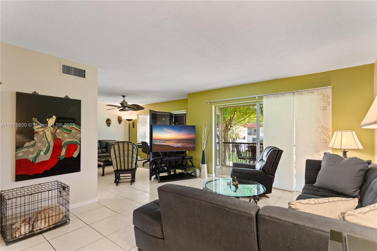 HOLLYBROOK GOLF AND - Residential