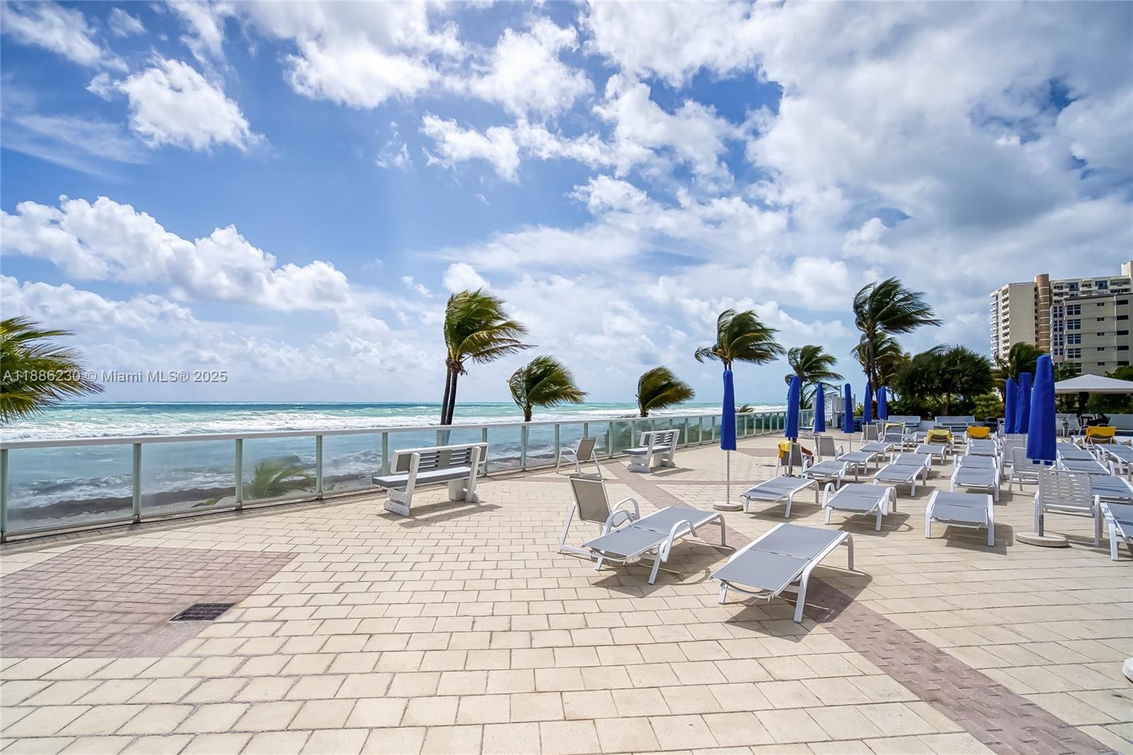 PARKER PLAZA ESTATES COND - Residential Lease