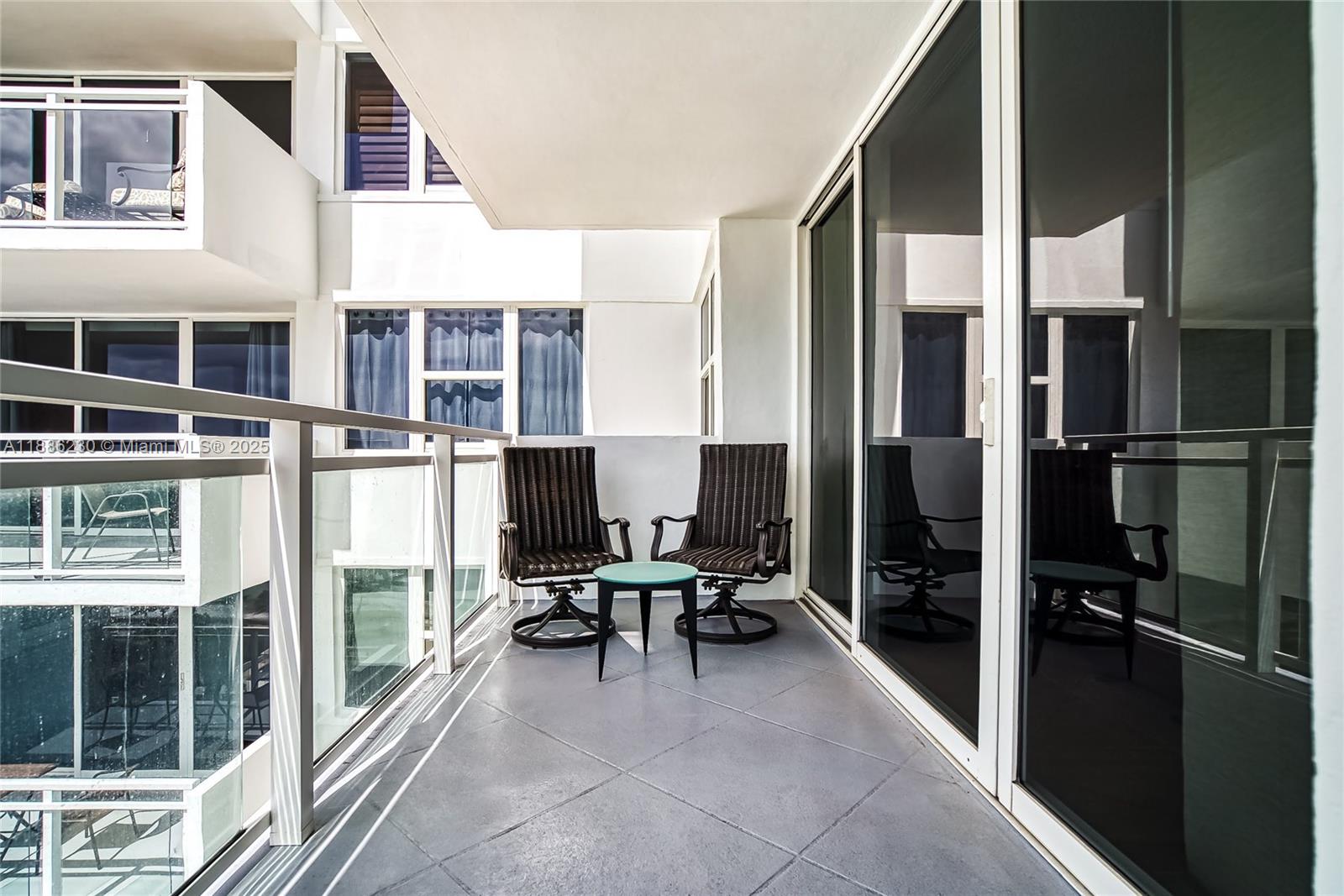 PARKER PLAZA ESTATES COND - Residential Lease