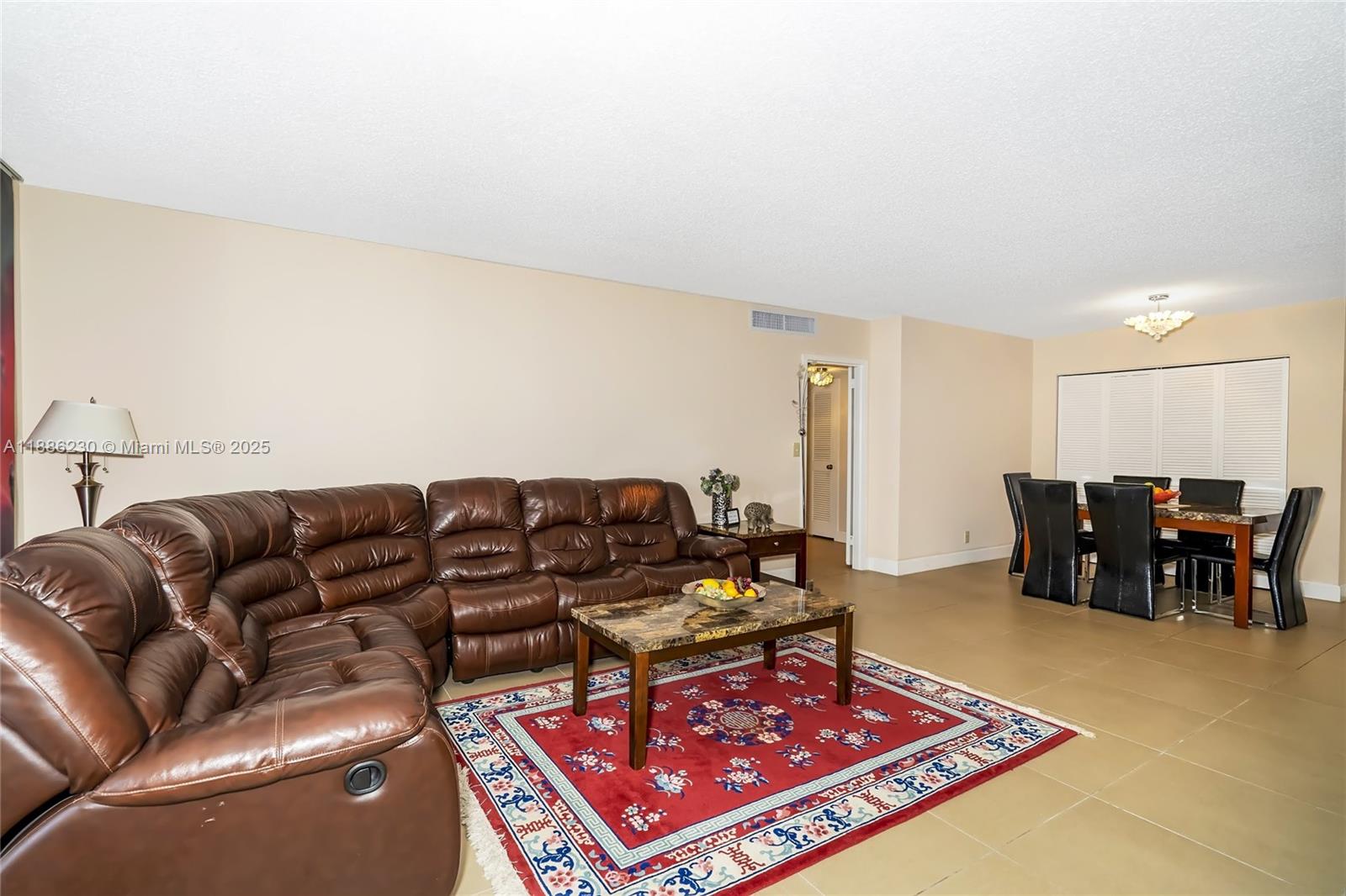 PARKER PLAZA ESTATES COND - Residential Lease