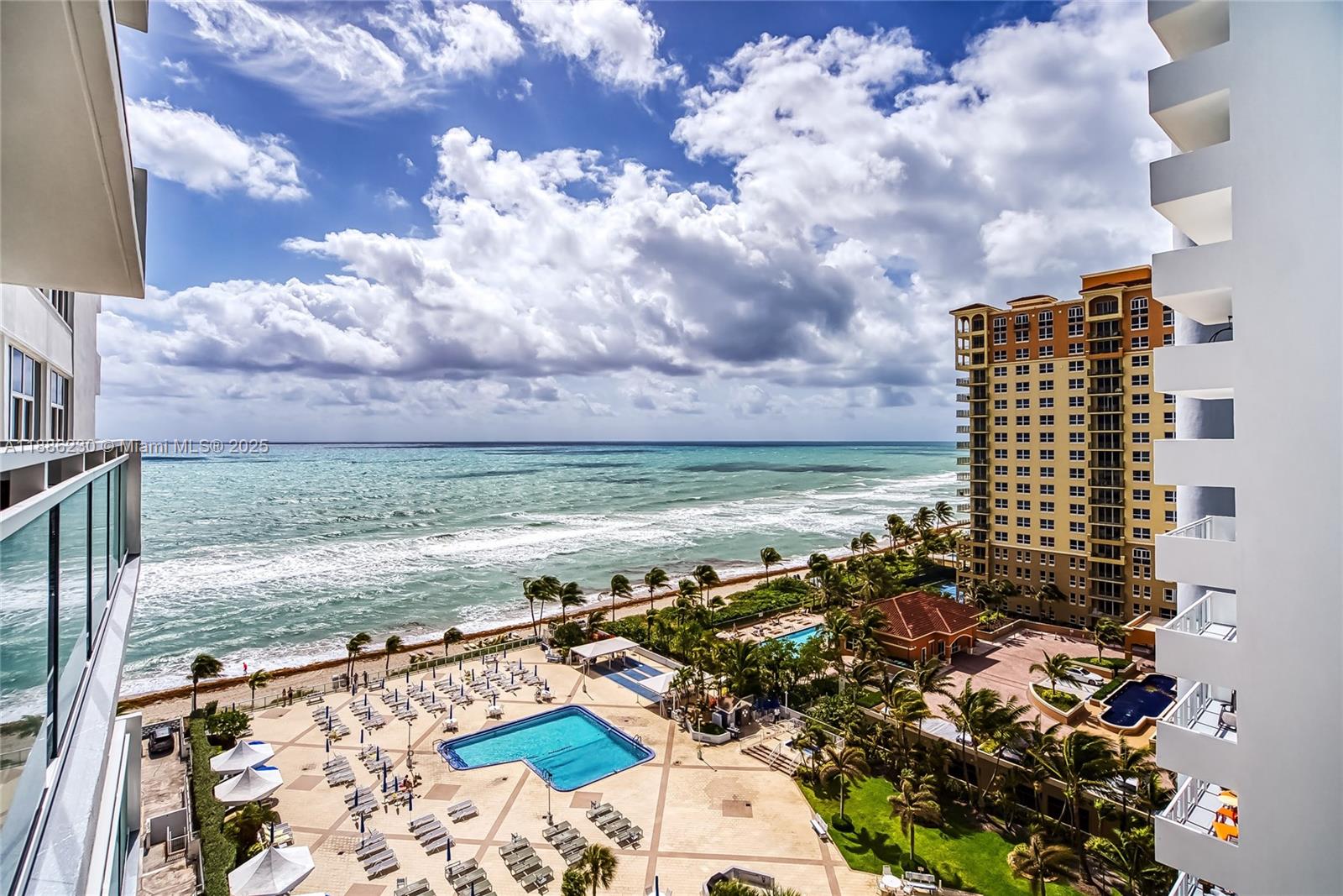 PARKER PLAZA ESTATES COND - Residential Lease