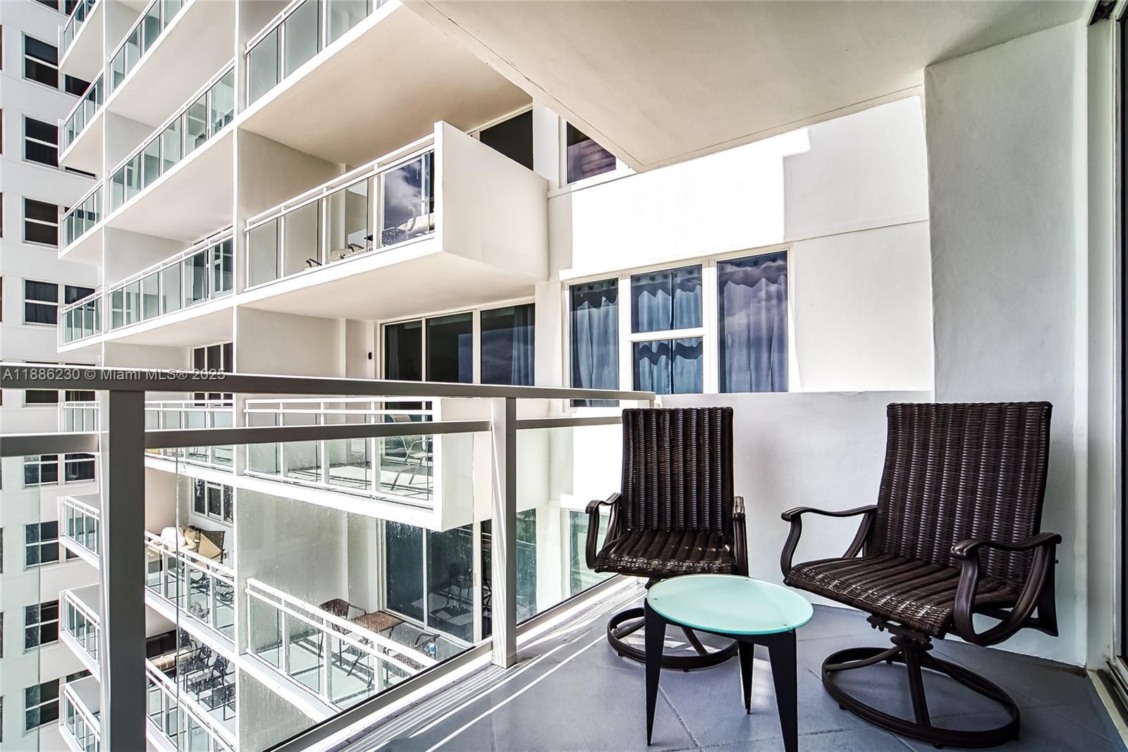 PARKER PLAZA ESTATES COND - Residential Lease