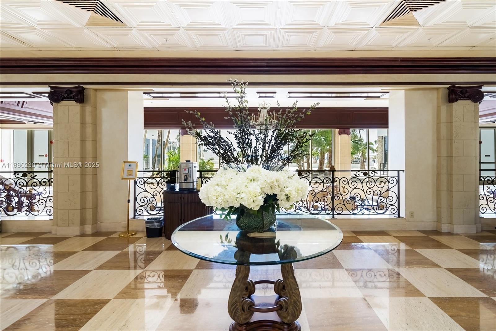 PARKER PLAZA ESTATES COND - Residential Lease