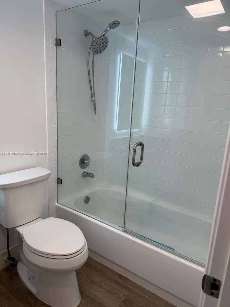 IVANHOE EAST AT CENTURY V - Residential