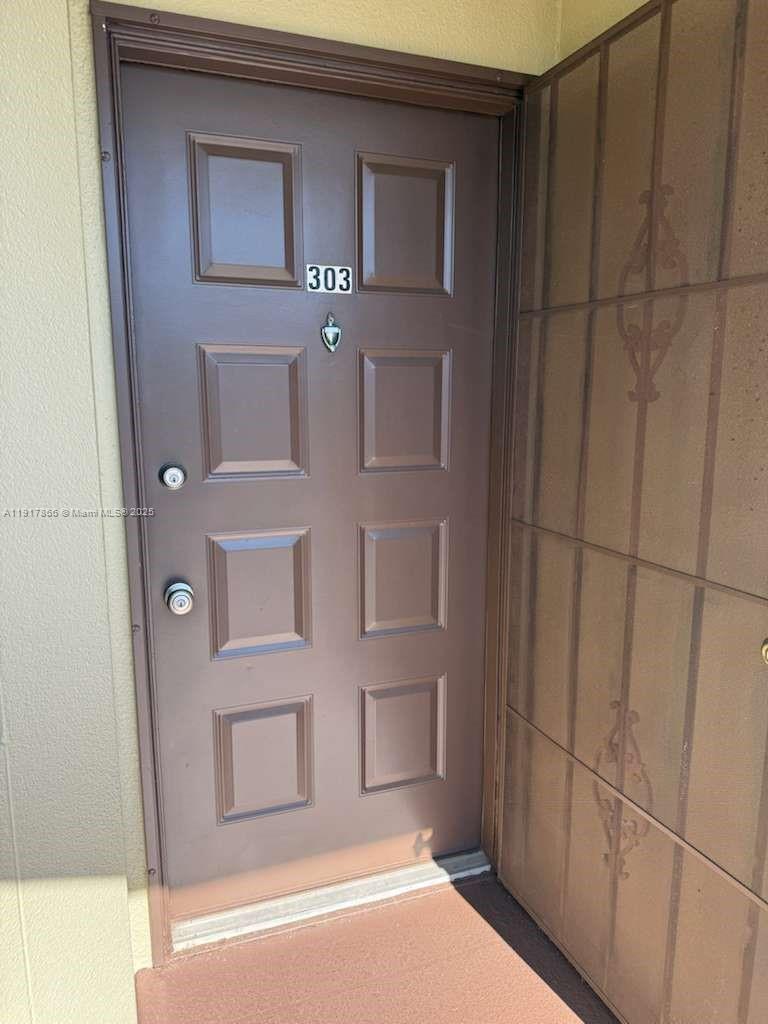 IVANHOE EAST AT CENTURY V - Residential