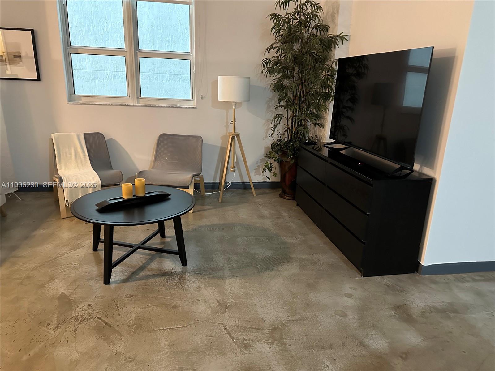 THE LOFT DOWNTOWN CONDO - Residential Lease